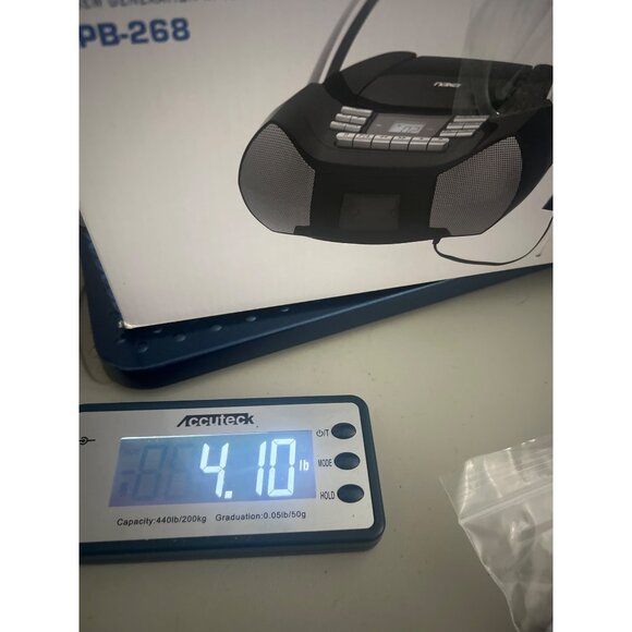 NAXA Portable CD/Cassette Boombox NEW NPB-268 AM/FM Radio Aux Input Preset Mem - Picture 6 of 6